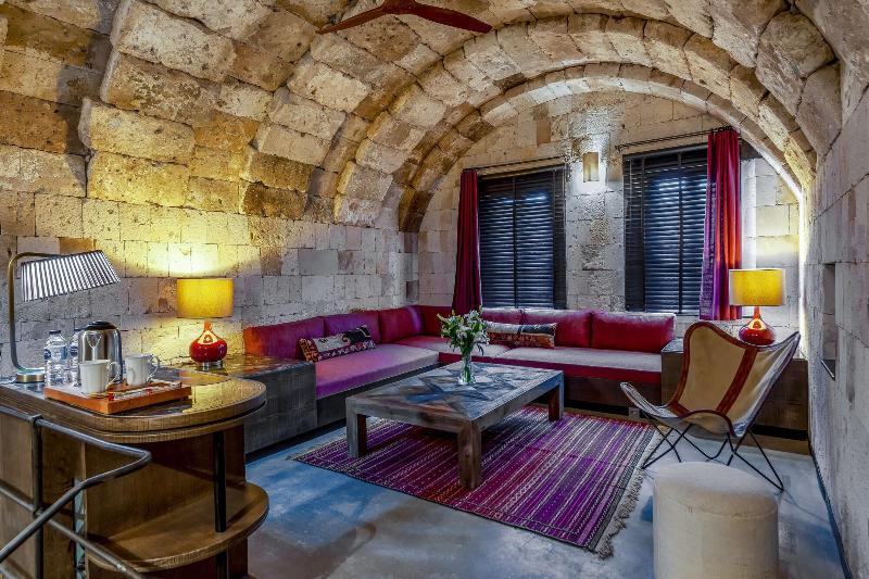 Carus Cappadocia - Oda