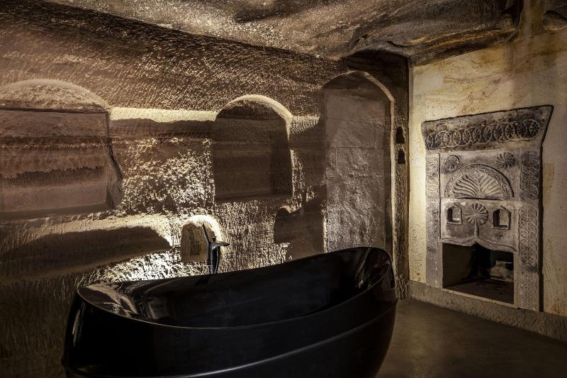 Carus Cappadocia - Oda