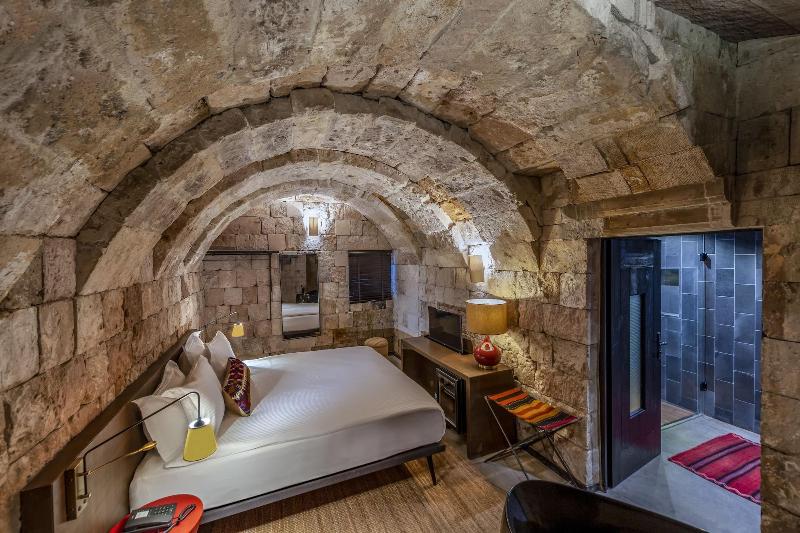 Carus Cappadocia - Oda