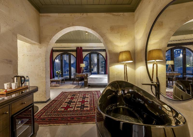 Carus Cappadocia - Oda