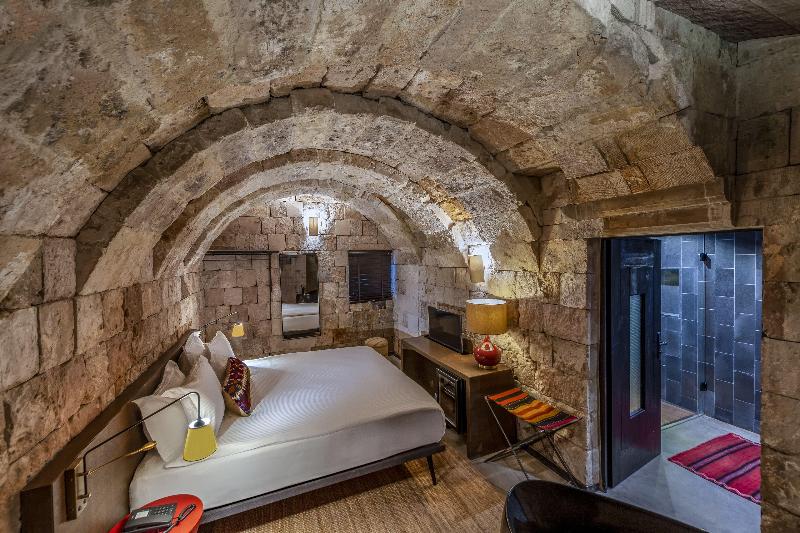 Carus Cappadocia - Oda