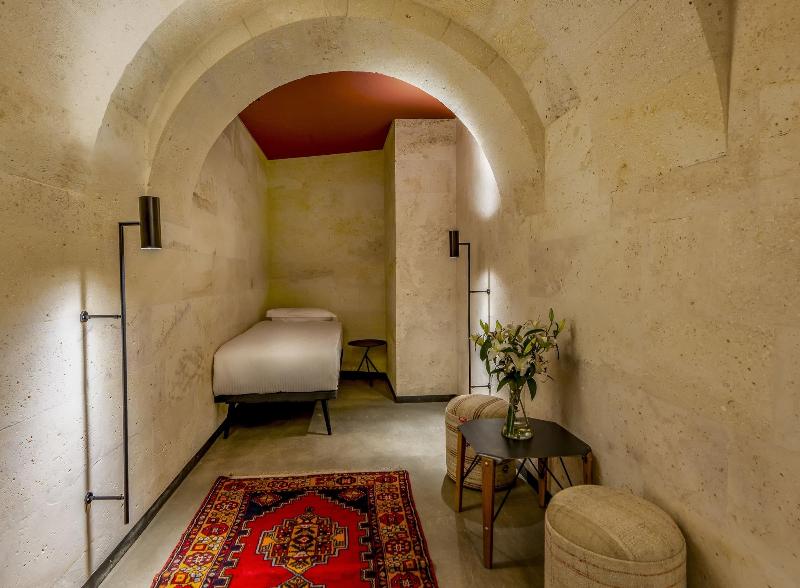 Carus Cappadocia - Oda