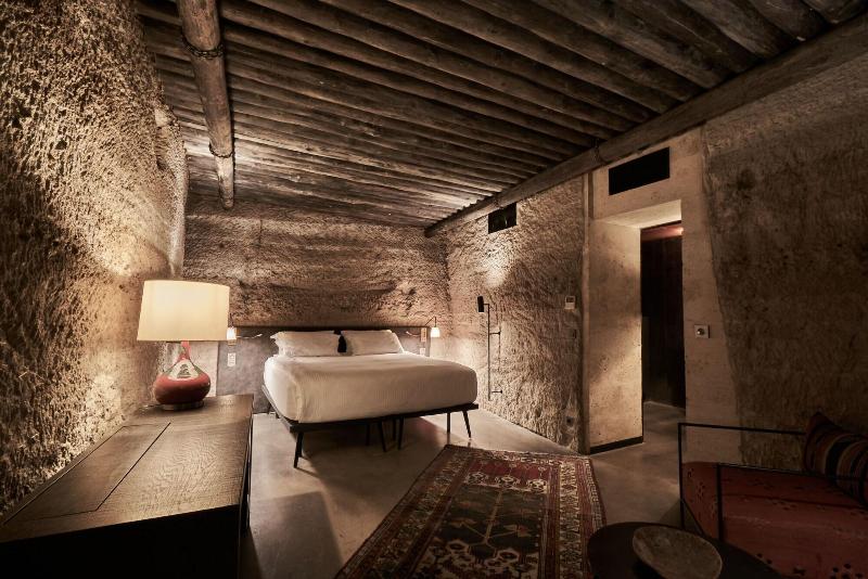Carus Cappadocia - Oda