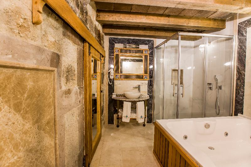 Imperial Cave Suites Hotel & Spa - Oda