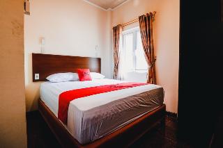 RedDoorz near Halim Perdanakusuma 3 otel fotoğrafı