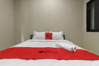 RedDoorz near Puri Indah Mall fotoÄŸrafÄ±