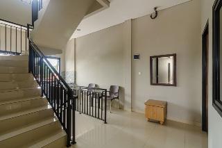 RedDoorz near Puri Indah Mall otel fotoğrafı