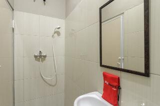 RedDoorz near Puri Indah Mall fotoÄŸrafÄ±