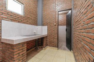 RedDoorz Plus Syariah @ Ampera Raya fotoÄŸrafÄ±