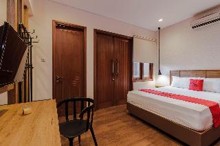 RedDoorz Plus @ CBD Bintaro fotoÄŸrafÄ±