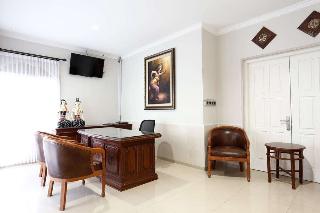 RedDoorz Plus near Adisucipto Airport 2 fotoÄŸrafÄ±