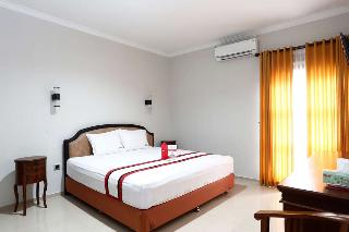 RedDoorz Plus near Adisucipto Airport 2 fotoÄŸrafÄ±