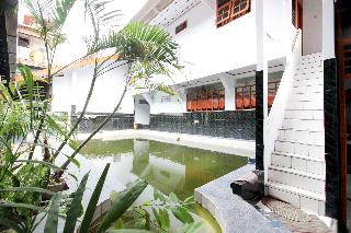 RedDoorz Plus near Alun Alun Selatan fotoÄŸrafÄ±