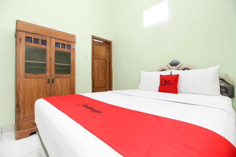 Hotel O Yogyakarta near Taman Sari - Oda