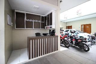 RedDoorz Plus near UPN Jogjakarta 2 otel fotoğrafı