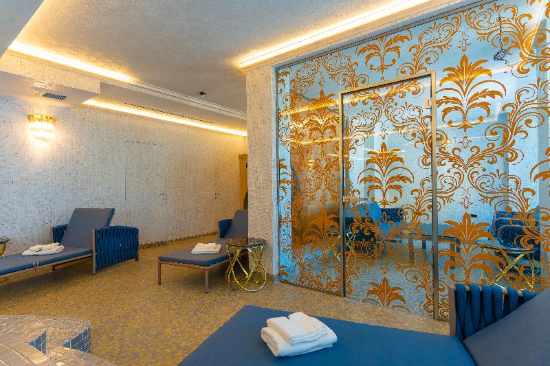 W Regal Boutique & Spa - Havuz