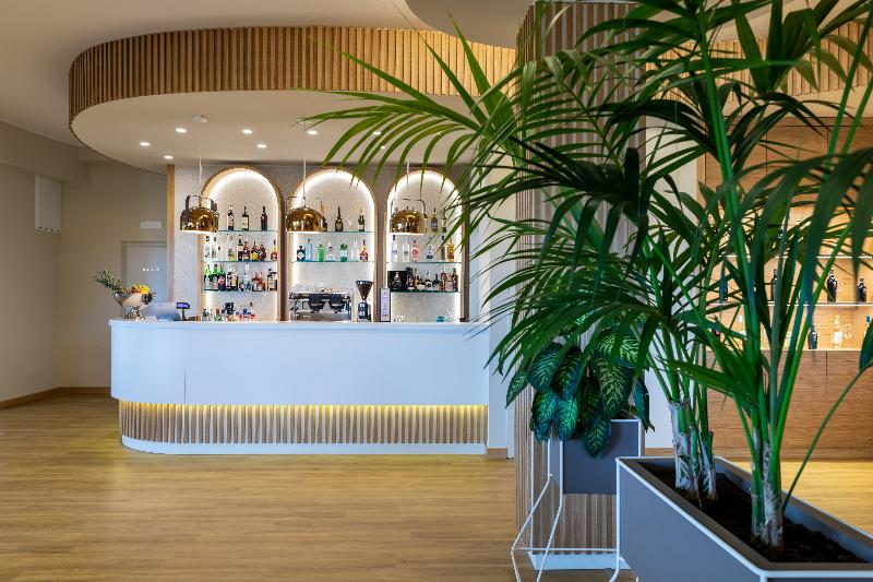 Lu' Hotel Porto Pino - Bar