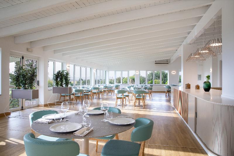 Lu' Hotel Porto Pino - Restoran