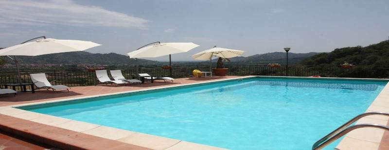 Agriturismo Il Poggio Luxury Country Resort - Havuz