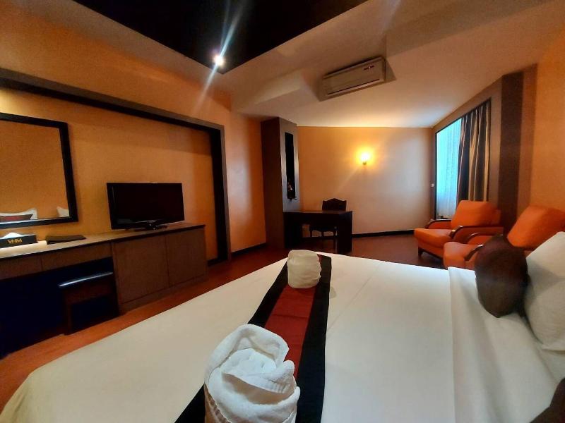 M Hotel Danok - Oda
