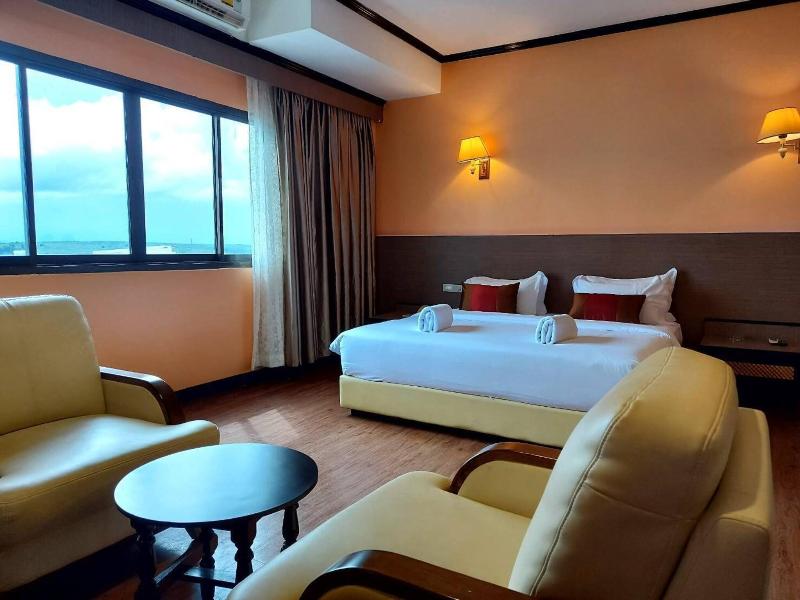 M Hotel Danok - Oda