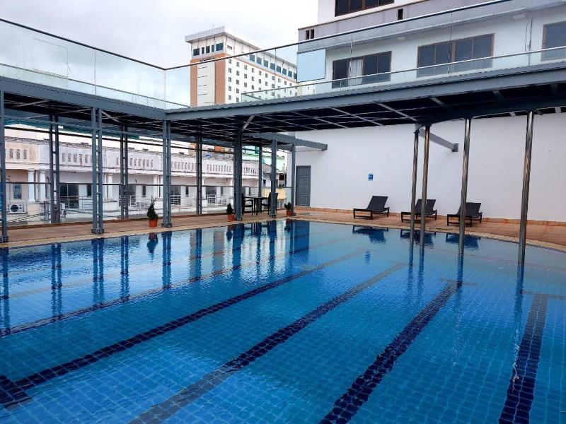 M Hotel Danok - Havuz