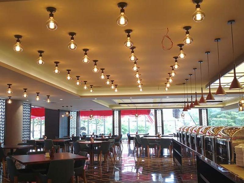 M Hotel Danok - Restoran