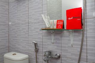 RedDoorz Plus near IPDN fotoÄŸrafÄ±