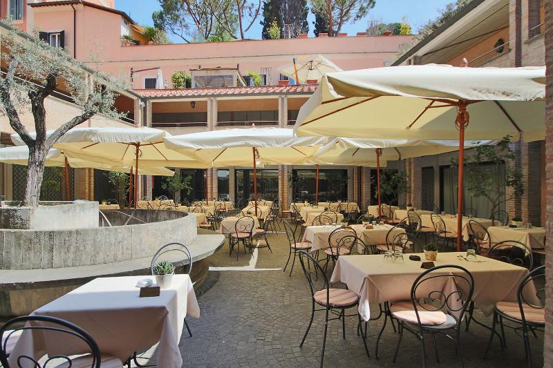 Piazzetta Margutta - Genel