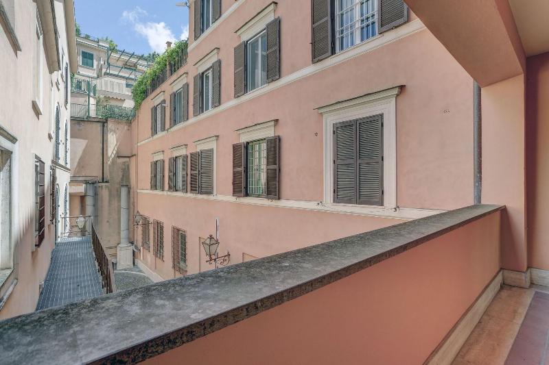 Piazzetta Margutta - Oda