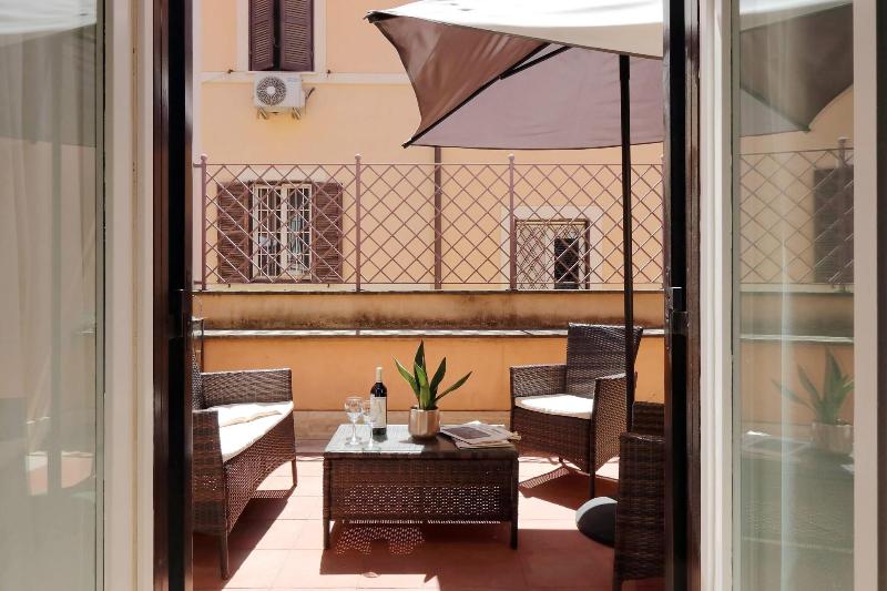 Piazzetta Margutta - Oda