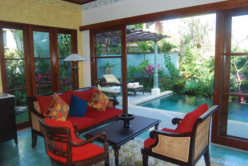 Dwaraka The Royal Villas - Ubud - Oda
