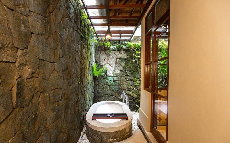 Dwaraka The Royal Villas - Ubud - Oda