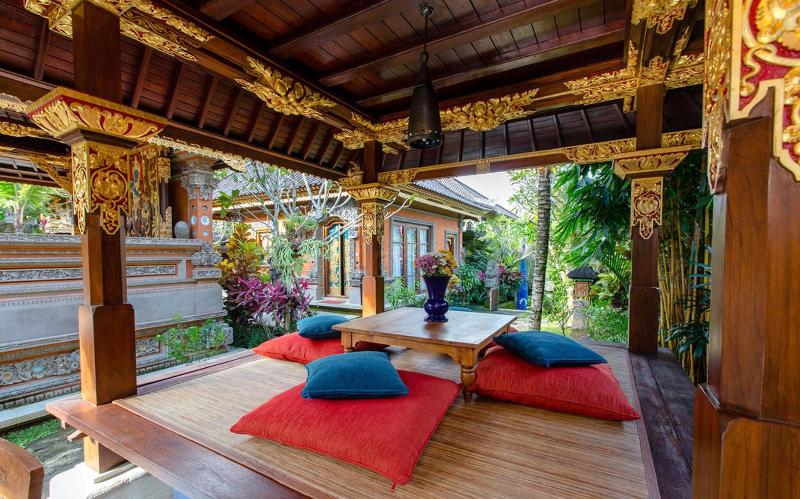 Dwaraka The Royal Villas - Ubud - Oda