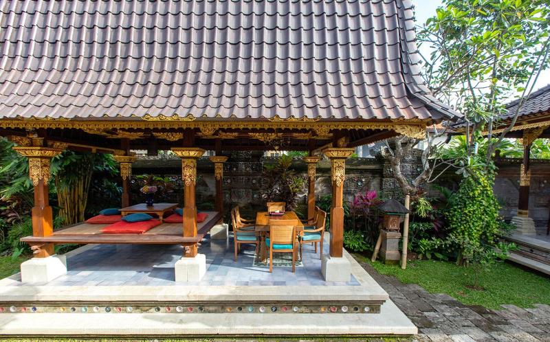 Dwaraka The Royal Villas - Ubud - Oda