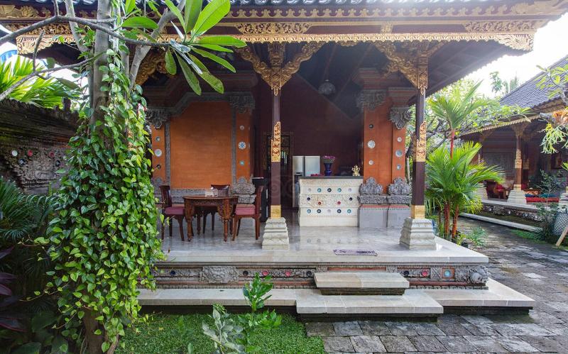 Dwaraka The Royal Villas - Ubud - Oda
