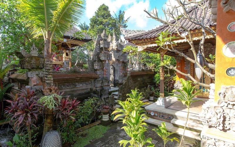 Dwaraka The Royal Villas - Ubud - Oda