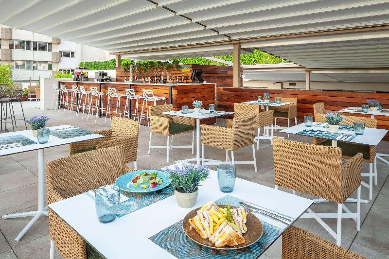 The Level At Meliá Sevilla - Restoran