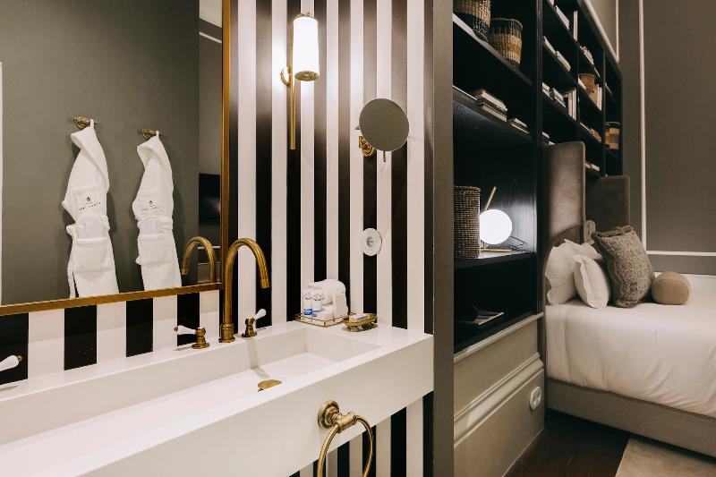 Torel 1884 Suites & Apartments - Oda
