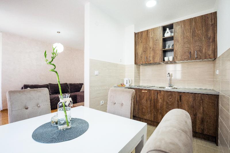 Thomas Residence - Oda