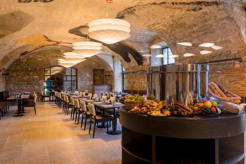 Radisson Collection Hotel, Tsinandali Est Georgia - Restoran