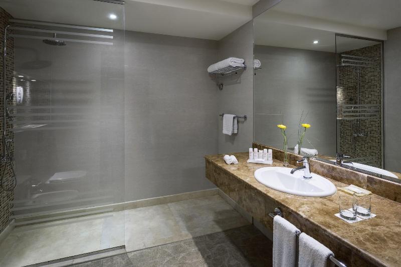Park Inn by Radisson Najran - Oda