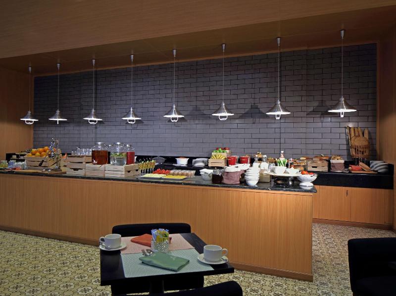 Park Inn by Radisson Najran - Restoran