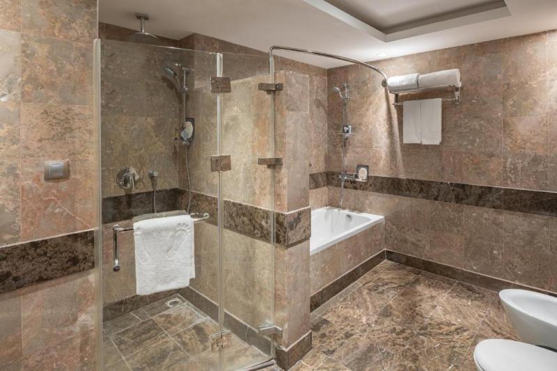 Copthorne Al Naseem - Oda