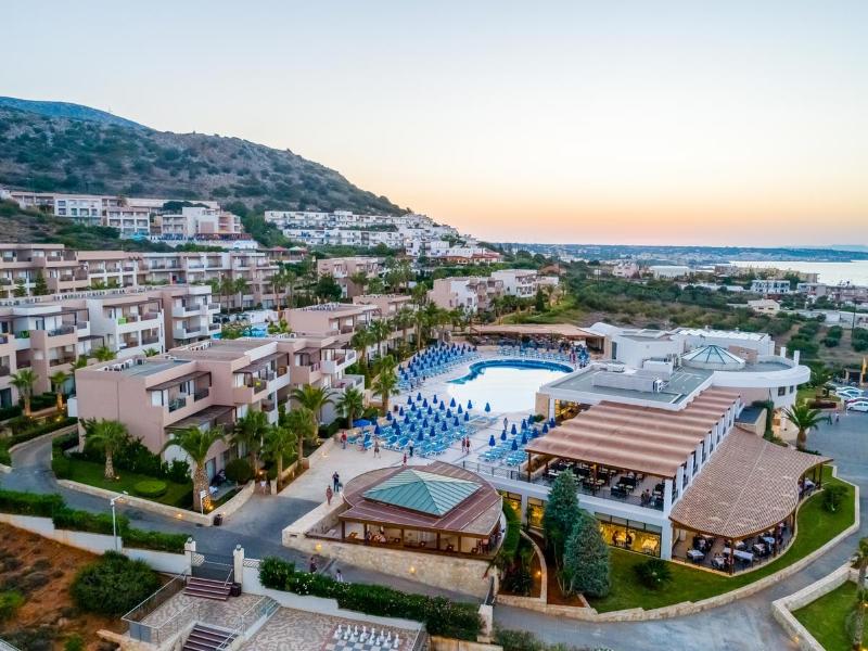 Grand Hotel Holiday Resort - Genel