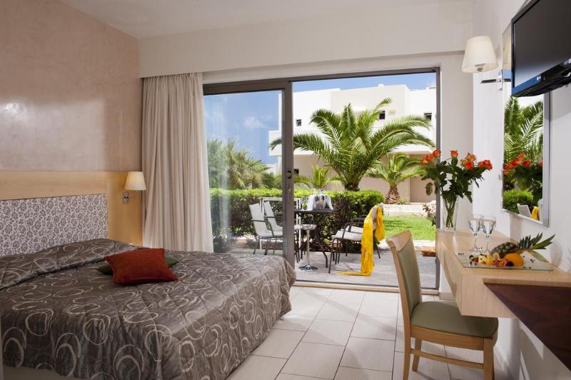 Grand Hotel Holiday Resort - Oda