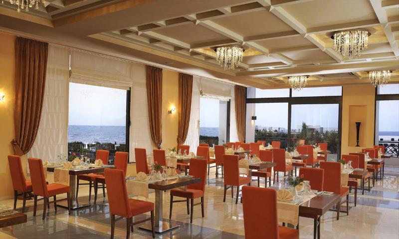 Grand Hotel Holiday Resort - Restoran