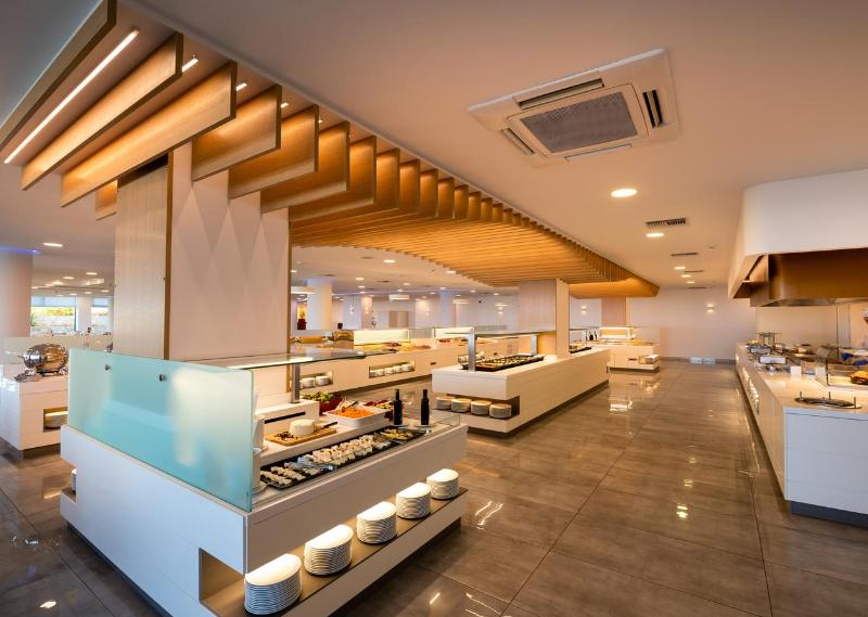 Grand Hotel Holiday Resort - Restoran