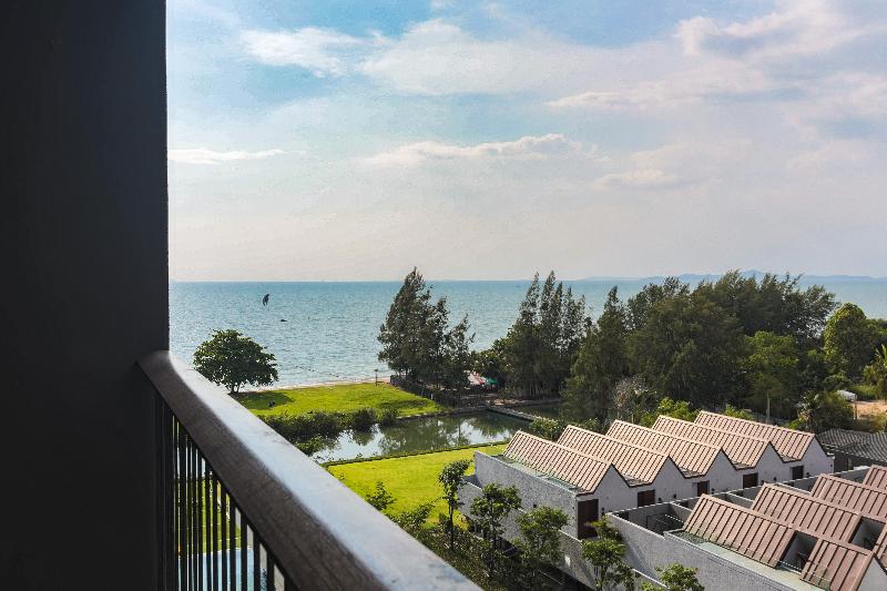 Ana Anan Resort & Villas Pattaya - Oda
