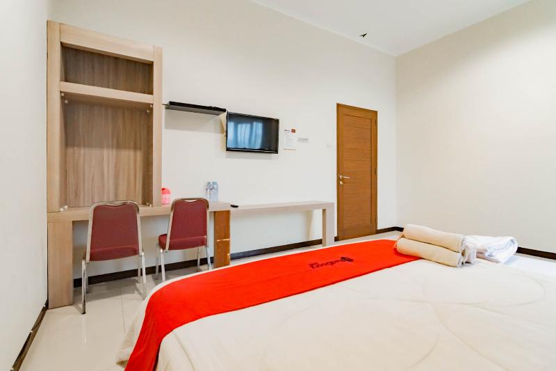 RedDoorz @ Sersan Bajuri Atas - Genel
